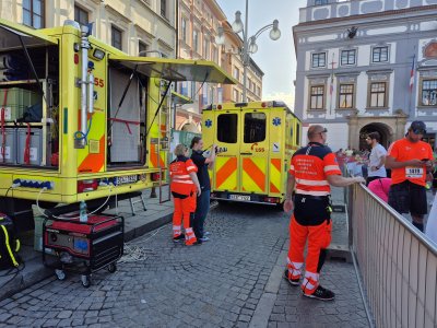 Zdravotnická záchranná služba Jihočeského kraje dohlížela na bezpečnost účastníků Mattoni 1/2Maratonu v Českých Budějovicích